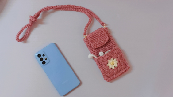 crochet phone bag